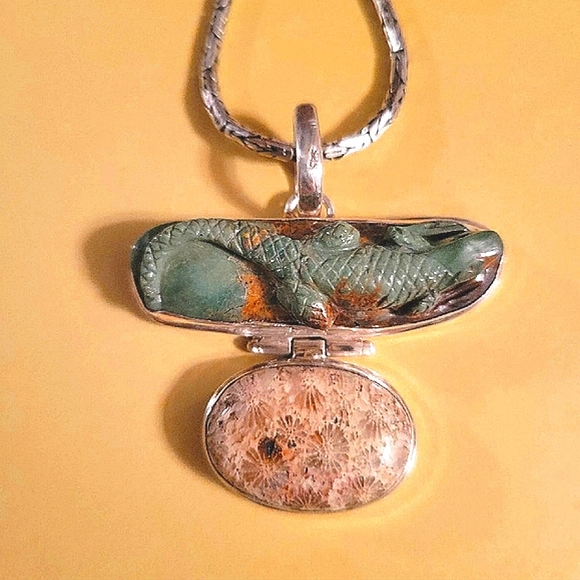 Jewelry - SS Handcarved Salamander And Fossil Coral Necklace